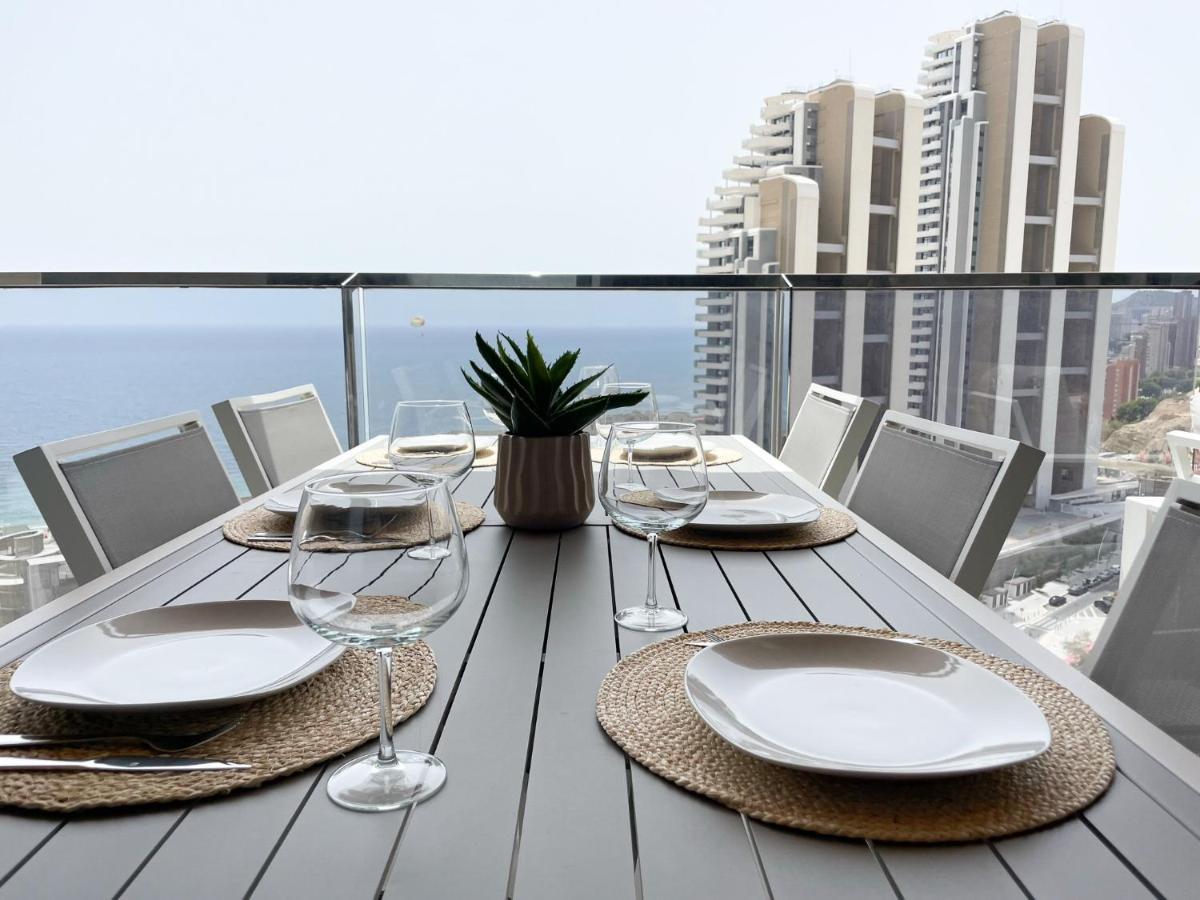 Sunset Waves 3 By United Renters Apartment เบนิดอร์ม ภายนอก รูปภาพ