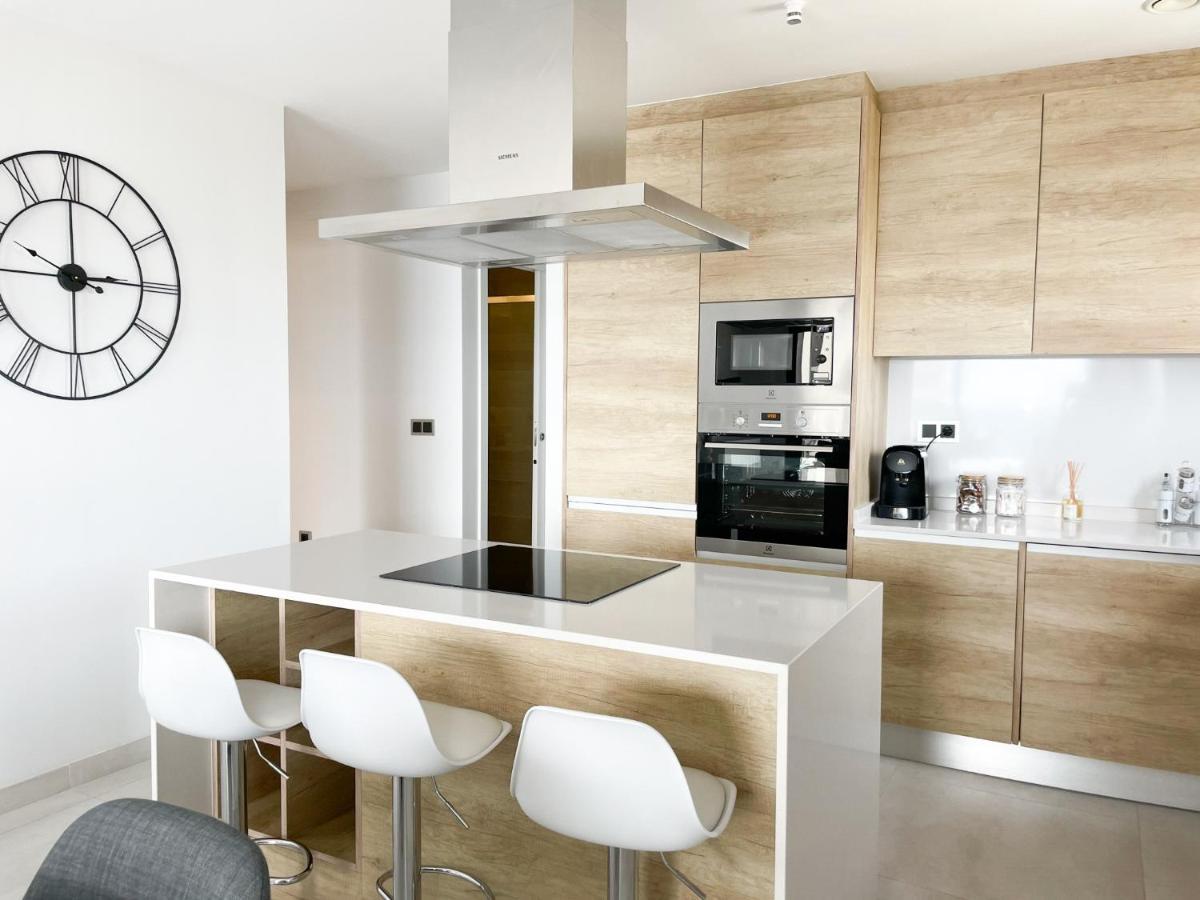 Sunset Waves 3 By United Renters Apartment เบนิดอร์ม ภายนอก รูปภาพ
