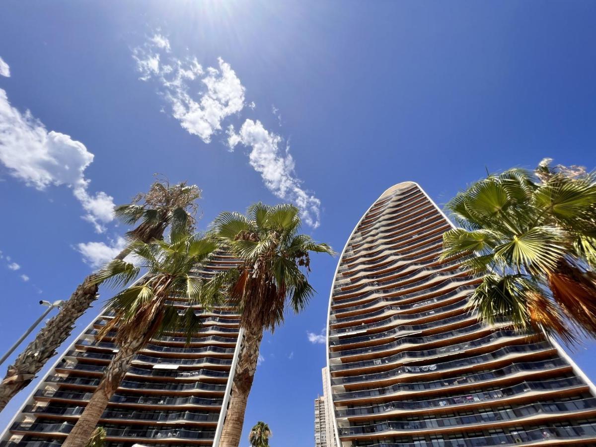 Sunset Waves 3 By United Renters Apartment เบนิดอร์ม ภายนอก รูปภาพ
