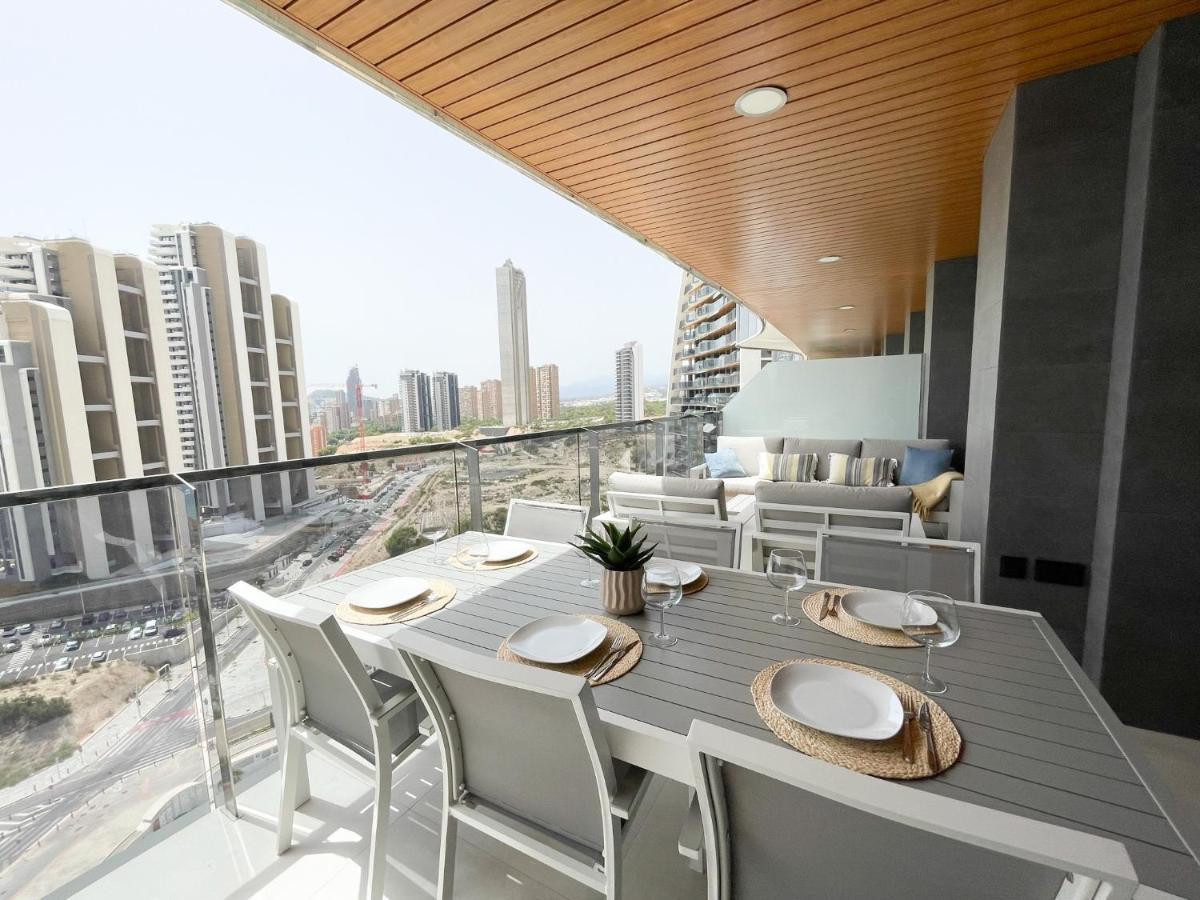 Sunset Waves 3 By United Renters Apartment เบนิดอร์ม ภายนอก รูปภาพ